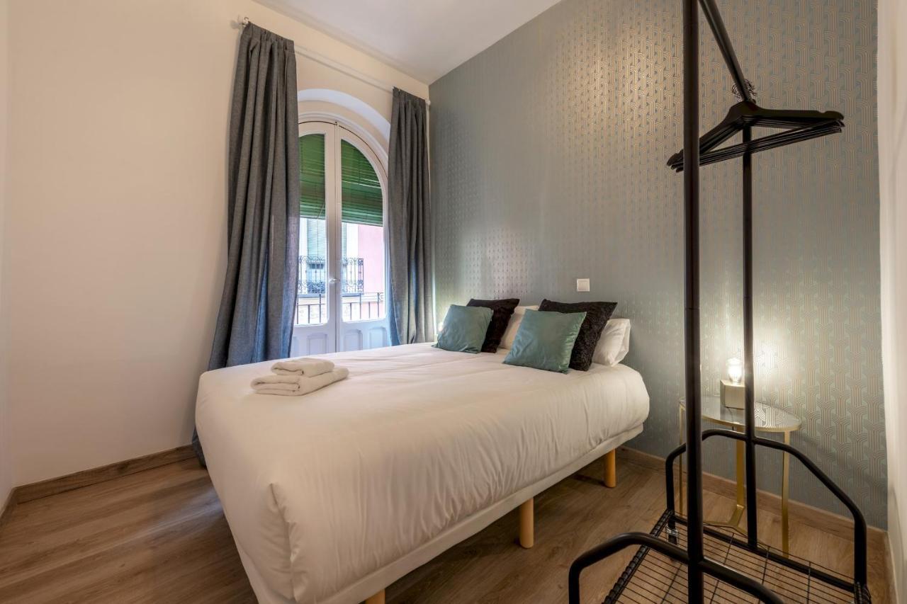 3 Bedrooms 1 Bathroom Furnished - Lavapies- Mintystay Мадрид Экстерьер фото