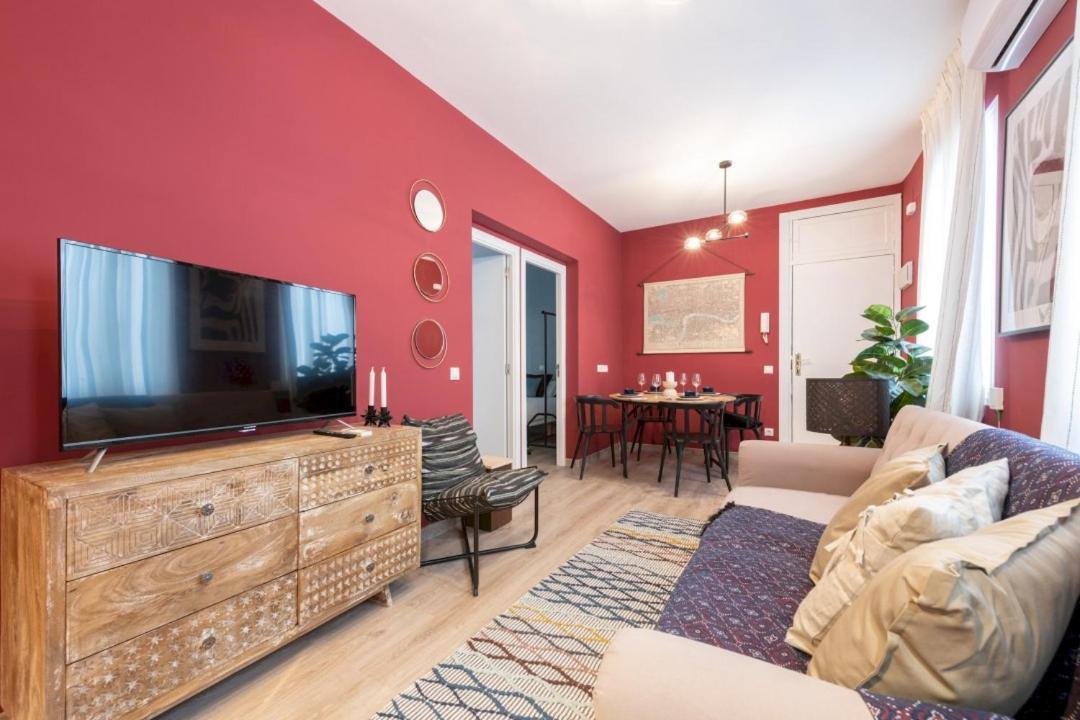 3 Bedrooms 1 Bathroom Furnished - Lavapies- Mintystay Мадрид Экстерьер фото
